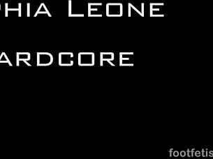 sophia doesnt know evan is looking for feet when he finds hers