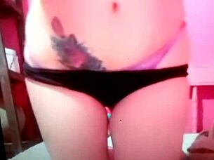 Recording a horny girl in a surprising sex session that you won't forget.