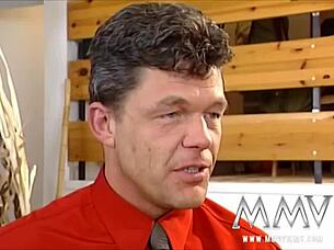 I watched this brunette hoe get a huge facial after her blowjob