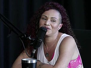 Safada fa pompino bollente lascia presentatore nudo dopo rissa vuole scopare marito sta love n fire