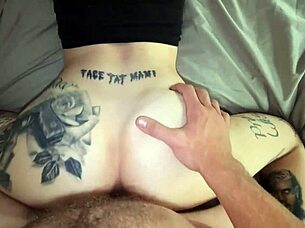 Goth Girl Gets Passionate Creampie?