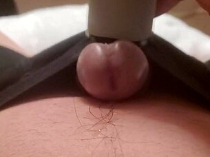 Gay Massage Leads To Handjob With Cum Flowing Like Rain