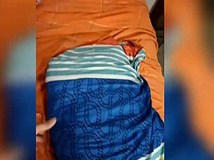 Tired of traveling? They fucked without condom at grandparents' house in the US!