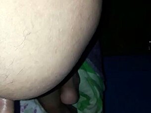 A peruvian gay narrative unfolds as the passive partner gets penetrated deeply.