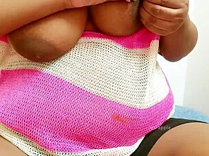 Extremely Sexy Amateur Big Tits Babe With Boobs And Tits