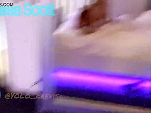 melissa scott looking hot in her latina curves