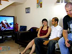 young spanish couple does casting blowjob and cumshot interview 😊