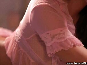 Can I suck your cock pleez? MILF gives blowjob and facial