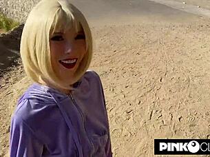 Teen Kenzie Reeves Enjoys Blowjob With Romeo Mancini