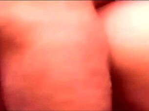 lulu putona perdida se prende de la pija y termina entregando el culo gritando de placer... anal amateurs