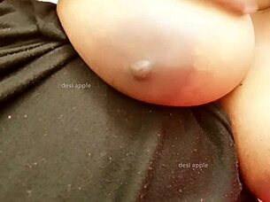 Indian teen shows big boobs