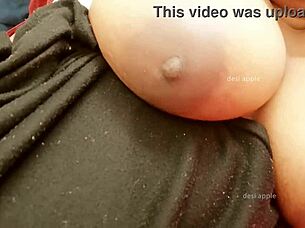 Indian teen shows big boobs