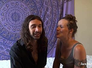 Homemade Amateurs Fuck Instead Of War