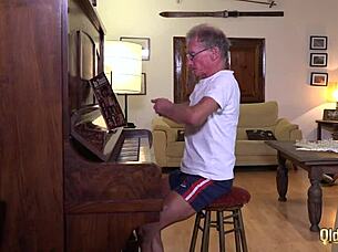 Two Young 18+ Babes Have Sex With Old Man And They Swallow His Juicy Cum