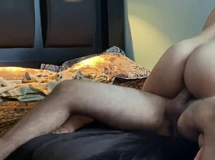 i'm watching this young couple cum inside each other with their big cocks and tight pussies