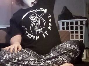 Exclusive Busty Camgirl Compilation for Premium Followers on Xred