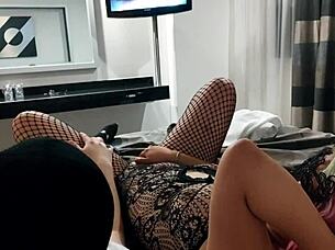 we masturbate watching each other cum hard