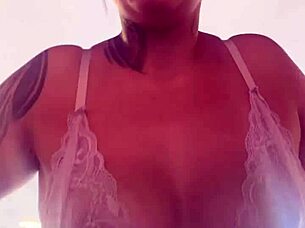 Blonde shows big tits at gym, gets horny in public!