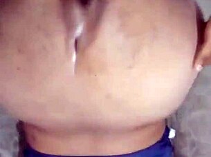 un rapidito antes de dormir con esas tetas grandes