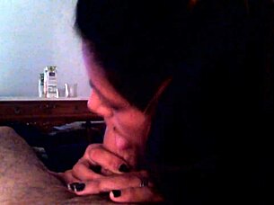 Argentinian Girl Gives Emotional Blowjob