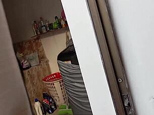 Seductively Seducing The New Colombian Maid For Oral Pleasures