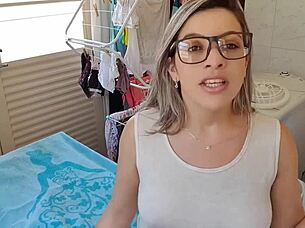 she showed her panties in casual everyday moment