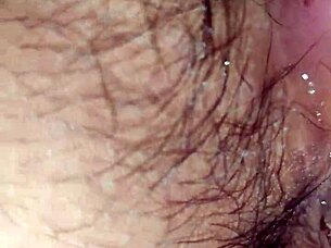 Vijetnamska učiteljica brzo uči učenika o pički u intimnoj lekciji