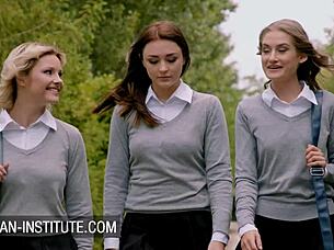 house party threesome with alyssa reece