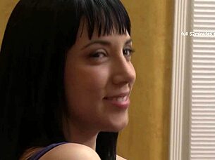 natural busty babe eats lilys pussy with tribbing and face sitting!