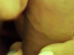 Vecina caliente me llama cuando no está su esposo busca más en juanlatino4