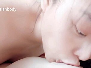 Lips moving, soul wandering comfortably 😍