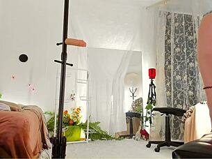 Curvy Milf Oils Up Her Nude Body On Voyeur Cam, Showing Legs, Feet, Booty, And Hairy Pussy