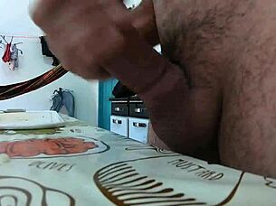 rola linda manau hints at gay pleasure