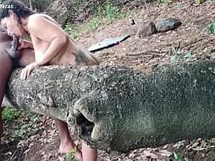 couple fucks outdoor, almost caught, cumshot