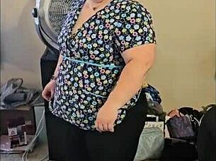 bbw dancing solo to milkshake with teasing and clothes ripped