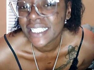 Ebony Naejae Twerks Her Big Ass And Grinds Pussy On Pole