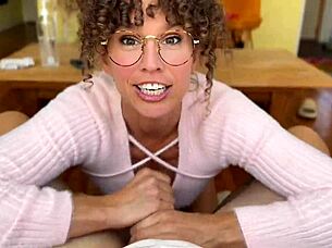 Fucking A Fan From The Thrift Shop 😏