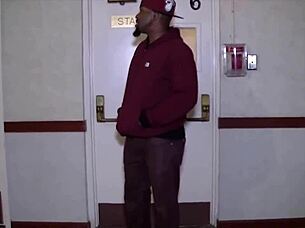 In the heat of Rome, Sara Lace dives into a wild blowbang adventure