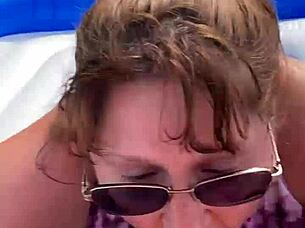 hey, outdoor blowjob with nicebigddd's natural tits 😍