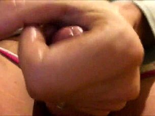 i luv wen a bitch holdz bak on cummin buildin huge load fillz yur face wit cum shootin thick load into cam.