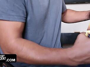 Trisha Parks Takes Large Massive Dick Hardcore