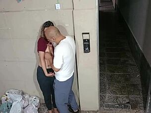 I'm the teacher who seduced my student behind school