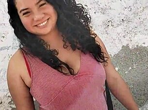 encuentro a mi vecina en la calle y me la llevo a mi casa para tomarle fotos, chubby tits ass big ass bbw fat natural tits big tits curvy boobs
