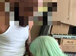 neighbor helpd me move, i payd with deepthroat