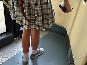 버스 베이브 보지 플래시 보고 흥분해서 해변 섹스 제안한 야동