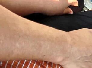 Acosando A Madura Culona En Las Calles De Lima?