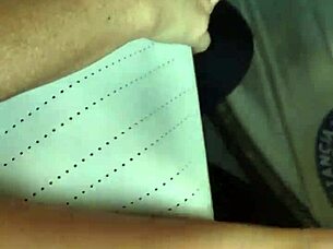 Acosando A Madura Culona En Las Calles De Lima?