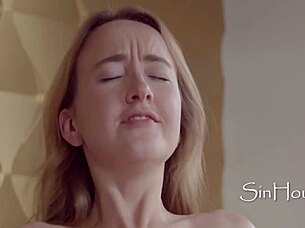 Make her breakfast for a treat 😘