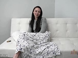 Classy Minnie Boom Fingers Juicy Pussy