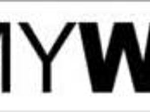 i'm the brunette milf banging in front of my dude